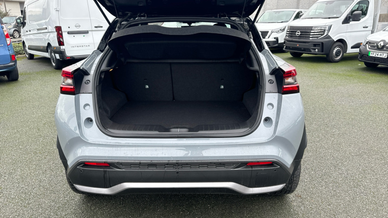 Nissan Juke 1.0 DiG-T Tekna+ 5dr Petrol Hatchback